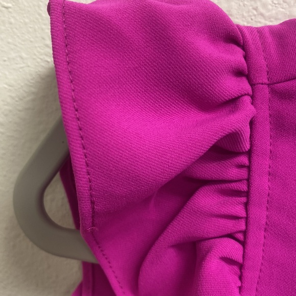 NWT DRESS - Picture 4 of 7